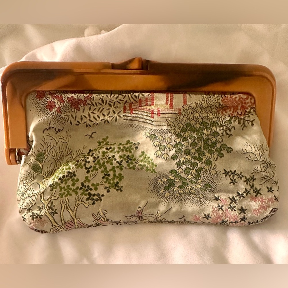 ***SOLD*** Vintage Asian Inspired Silk Clutch & Matching Coin Purse Tortoise - Picture 4 of 9